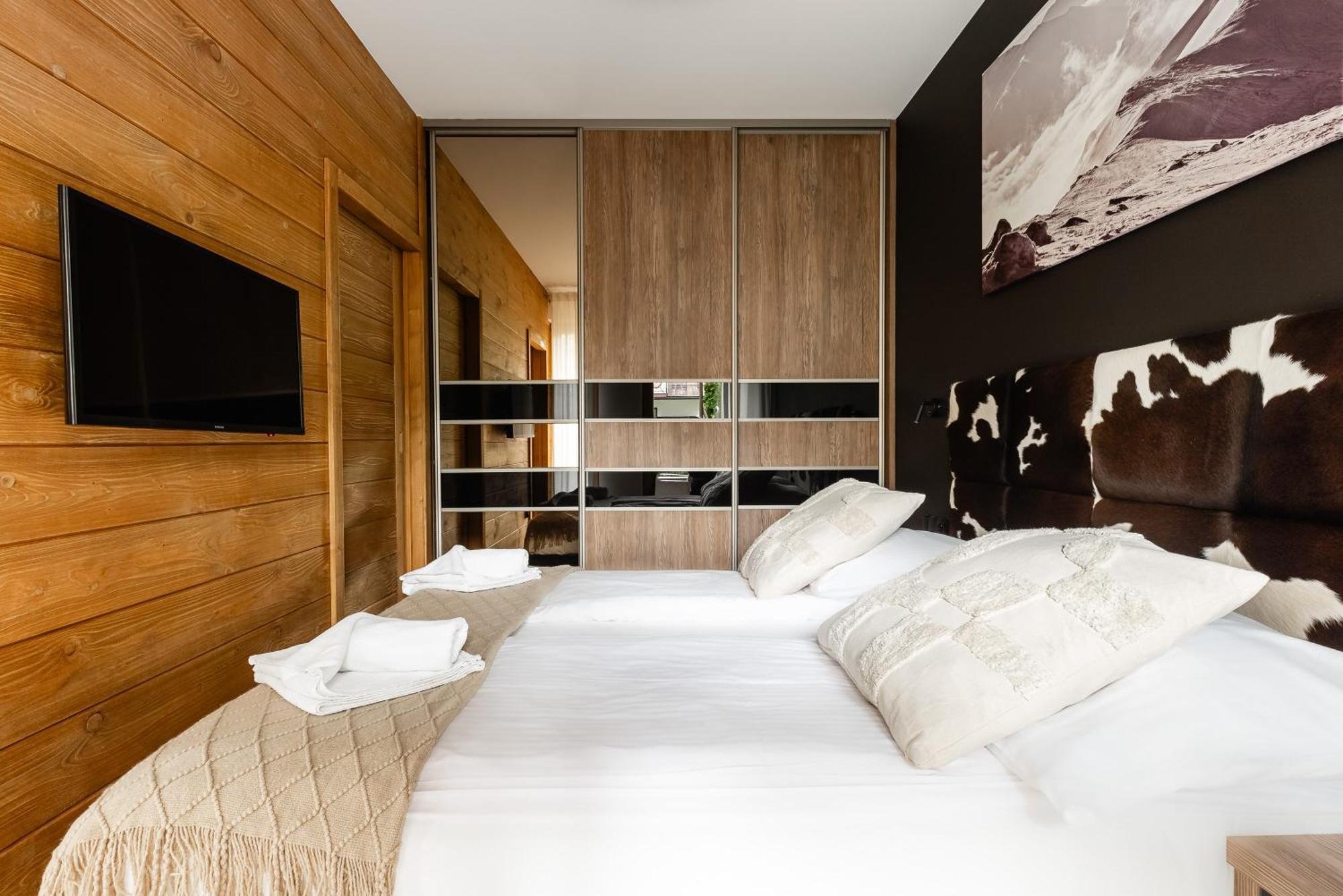Apartamenty Pod Giewontem Lux&Spa Закопане Стая снимка